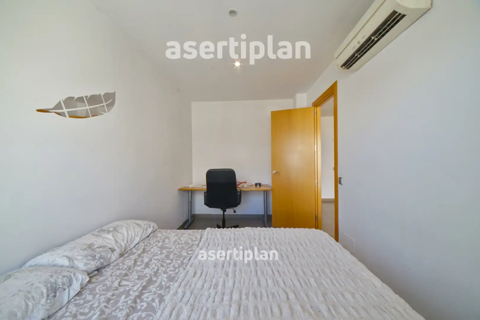 Wohnung zur Miete in Camí Ral de la Mercè, Centre