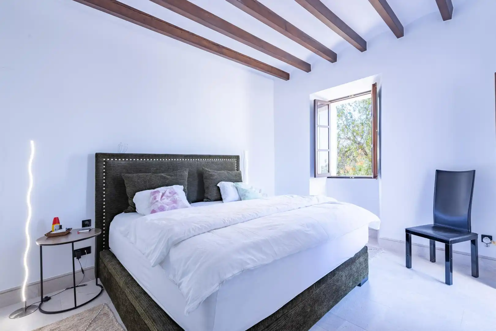 Dormitori de Finca rústica en venda en  Palma de Mallorca amb Aire condicionat, Calefacció i Jardí privat