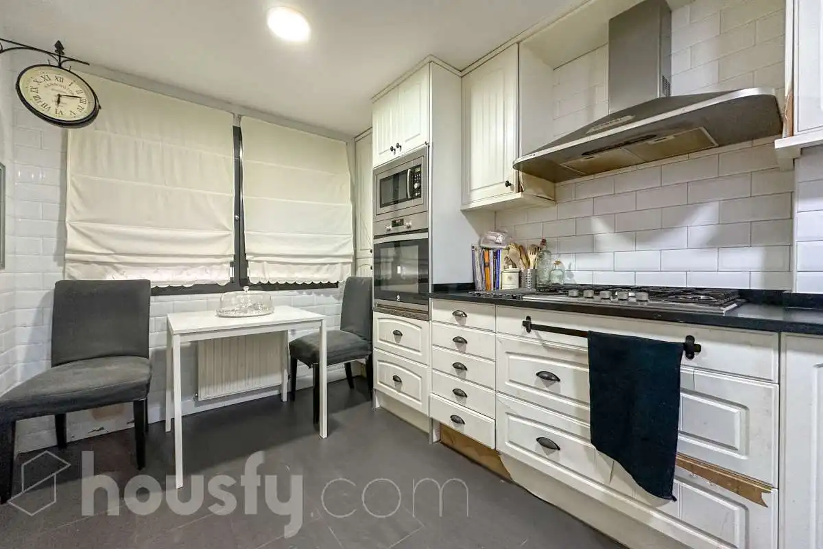 Kitchen of Houses for sale in Aranjuez  with Air Conditioner, Heating and Private garden
