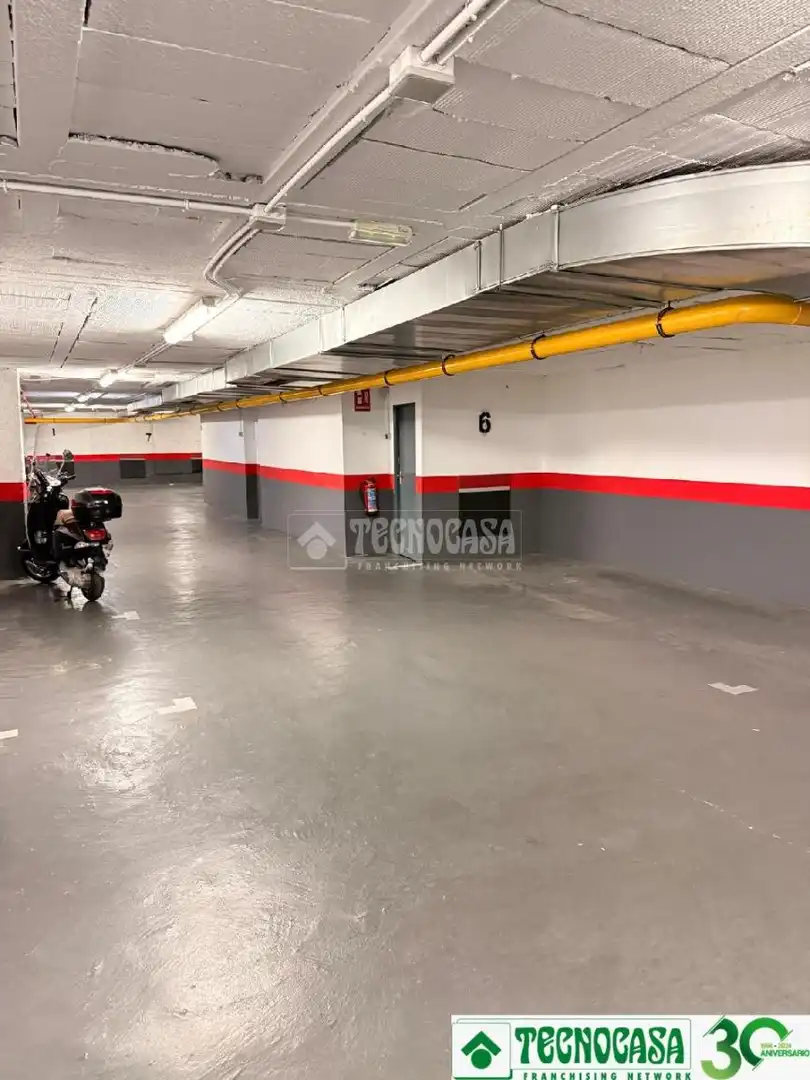Parking of Garage for rent in Madrid