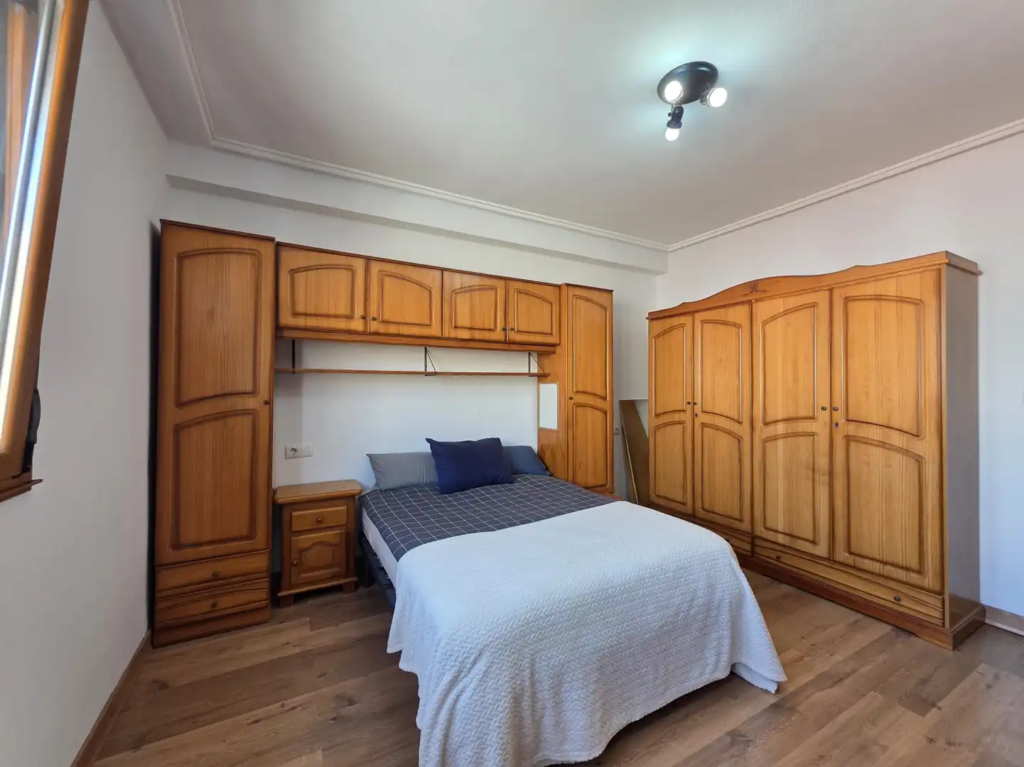 Bedroom of Flat for rent in Siero  with Heating, Storage room and Furnished