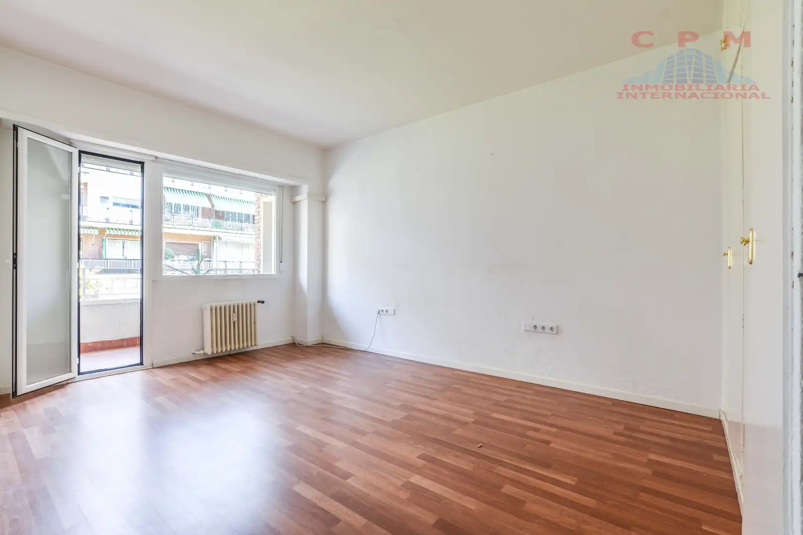 Schlafzimmer von Wohnung zur Miete in Madrid mit Klimaanlage, Terrasse und Ofen