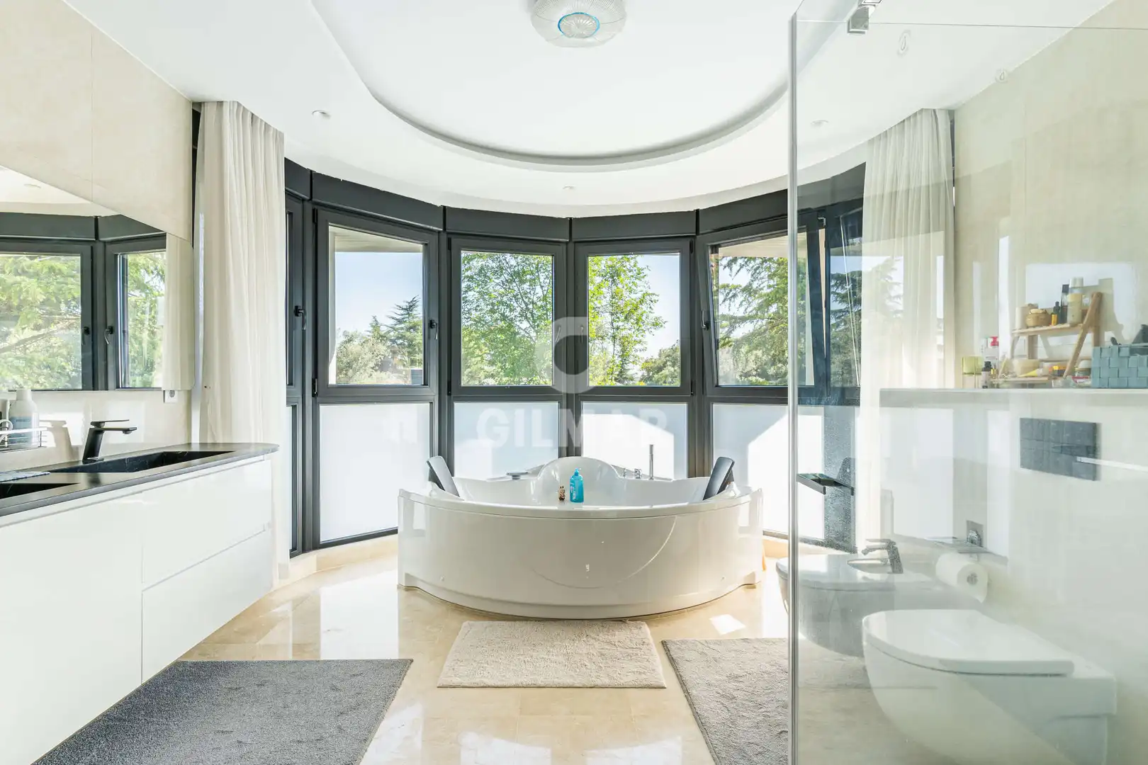 Baño de Casa o chalet en venta en Boadilla del Monte con Calefacción, Jardín privado y Piscina