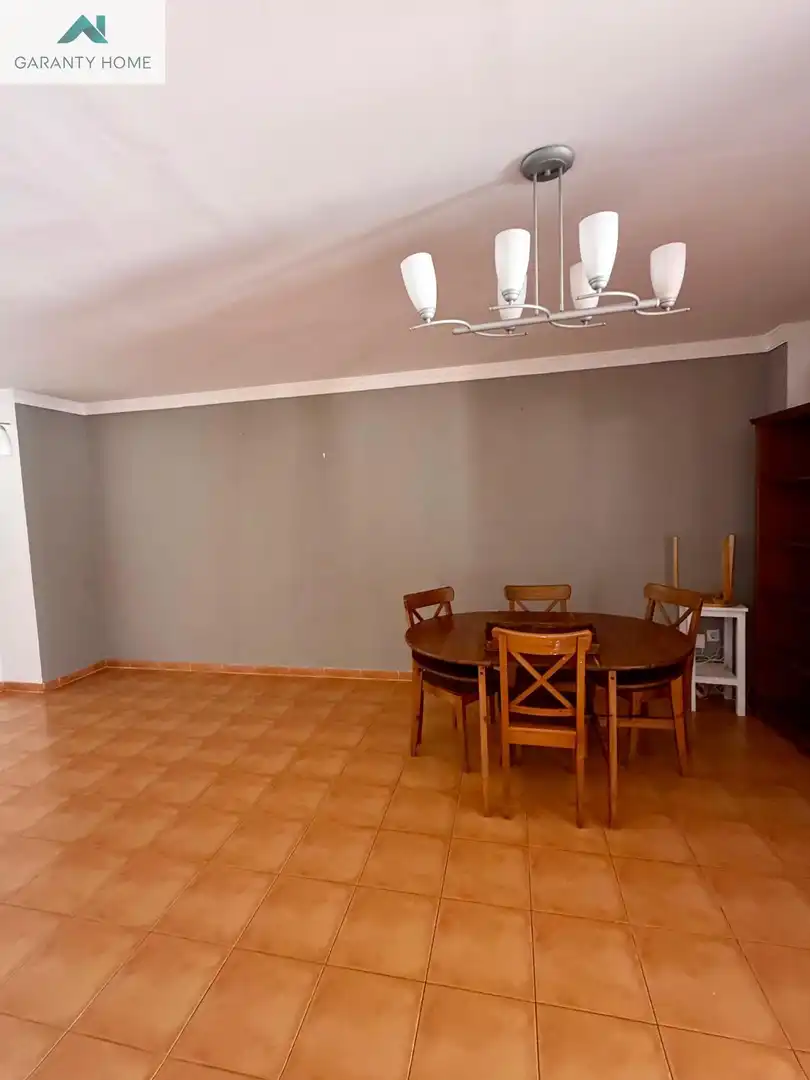 Menjador de Casa adosada de lloguer en Rincón de la Victoria amb Aire condicionat, Jardí privat i Terrassa