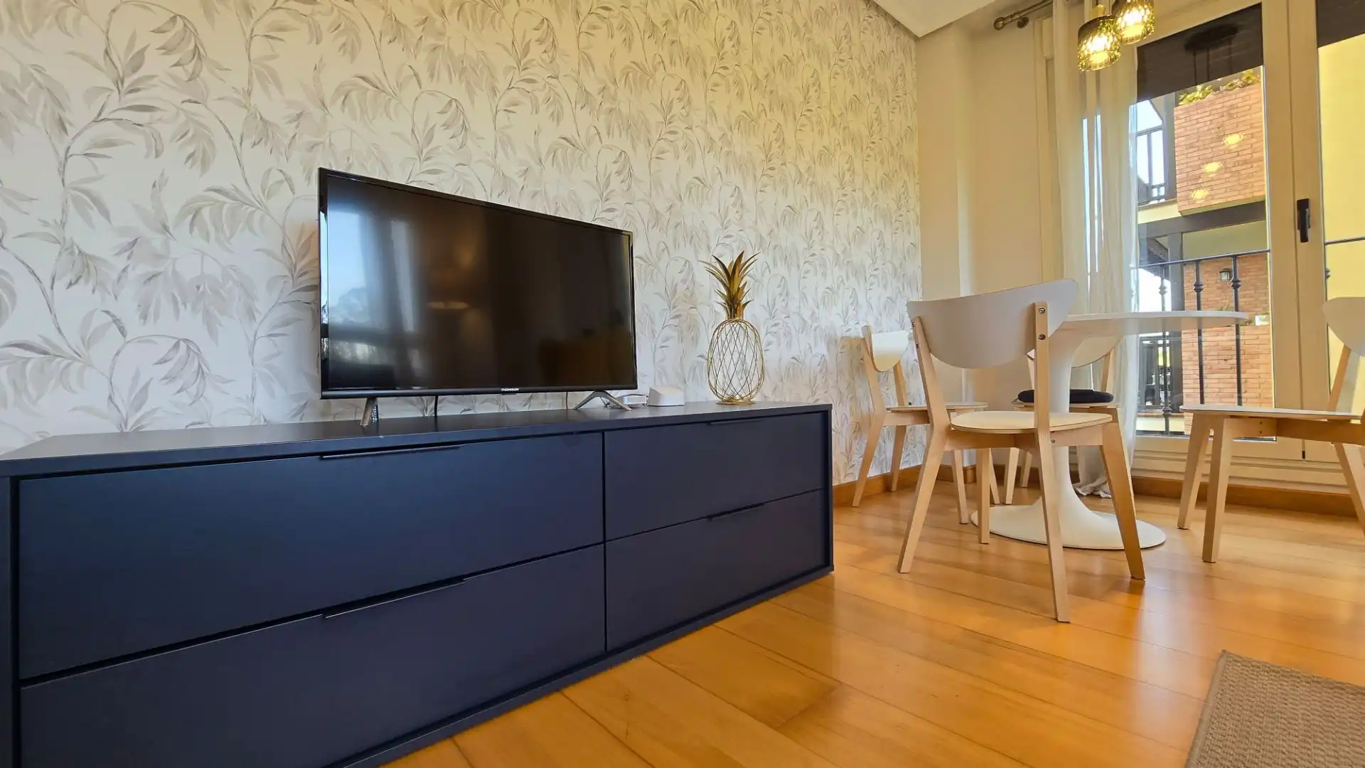 Living room of Flat for sale in Llanes  with Heating, Terrace and Furnished
