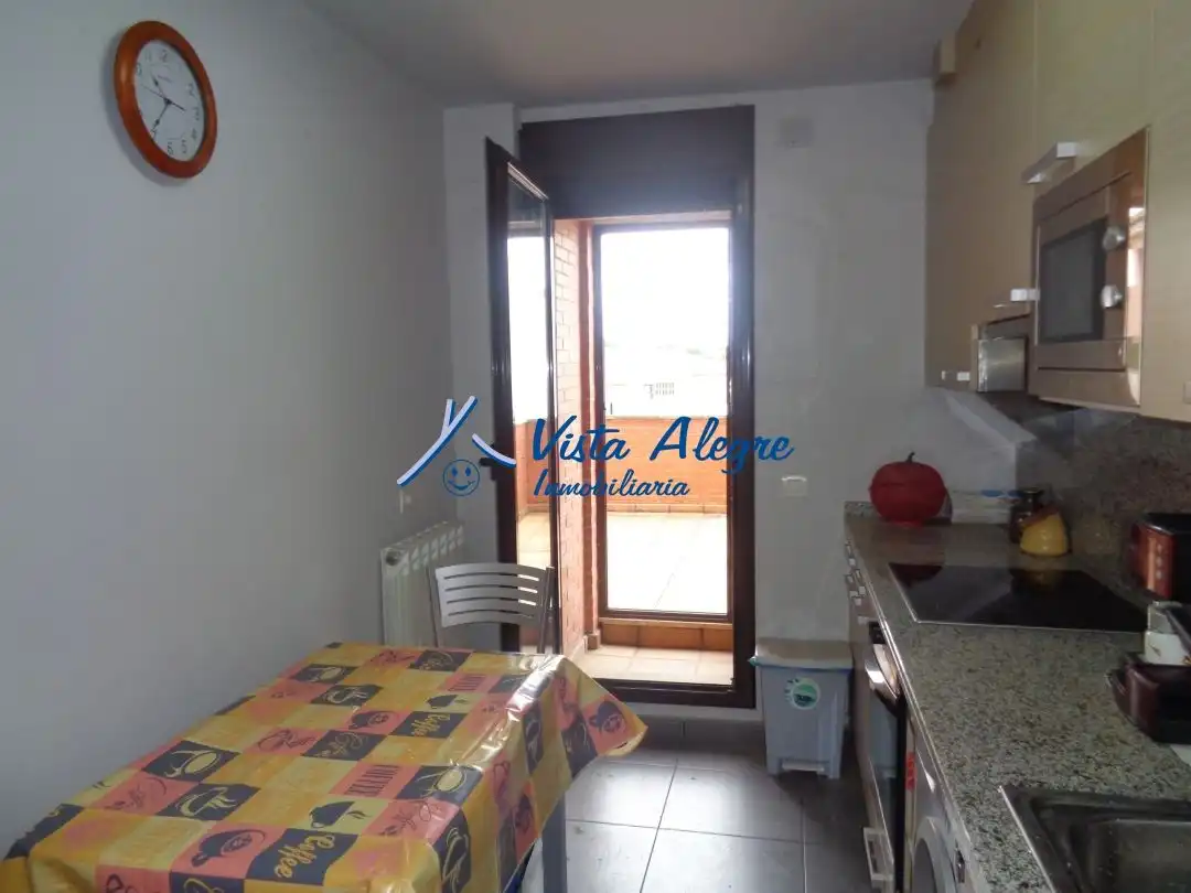 Cocina de Apartamento en venta en Zarratón con Calefacción, Terraza y Trastero