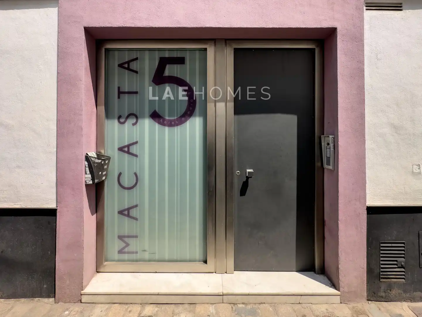 Maisonette zum Verkauf in Sevilla mit Klimaanlage, Heizung und Terrasse