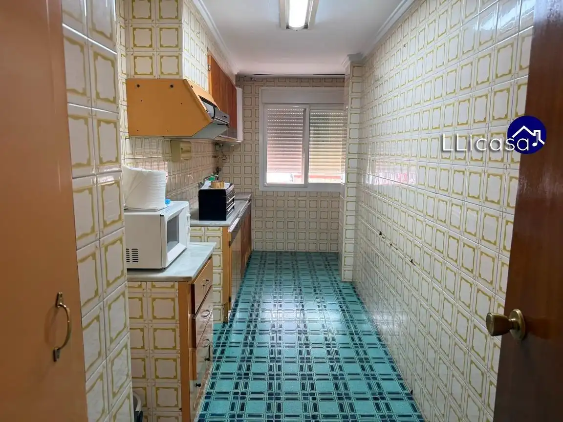 Küche von Wohnung zum Verkauf in Benaguasil mit Klimaanlage, Terrasse und Möbliert
