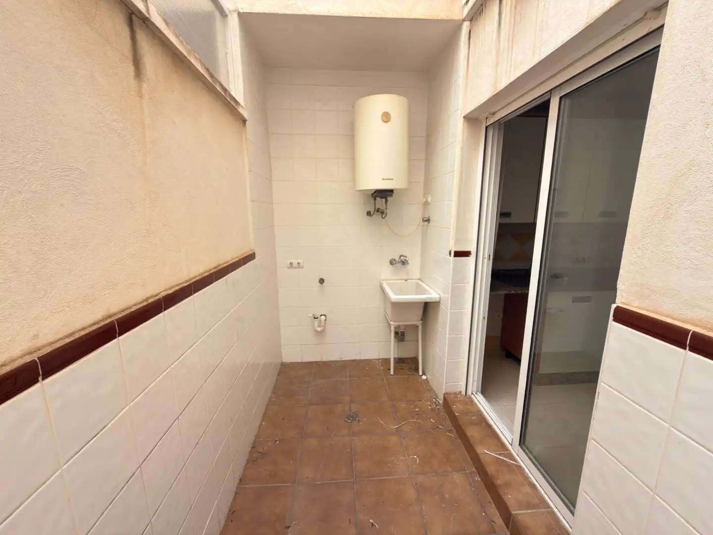 Bany de Planta baixa en venda en Catral amb Jardí privat