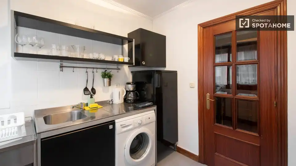 Room in Villabona