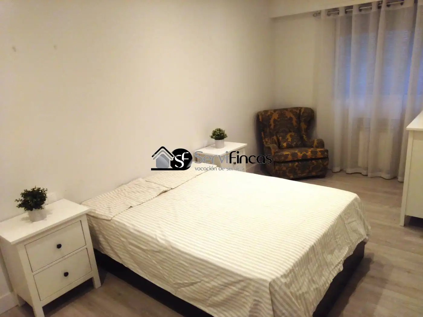 Bedroom of Flat for rent in Madrid  with Air Conditioner, Terrace and Furnished