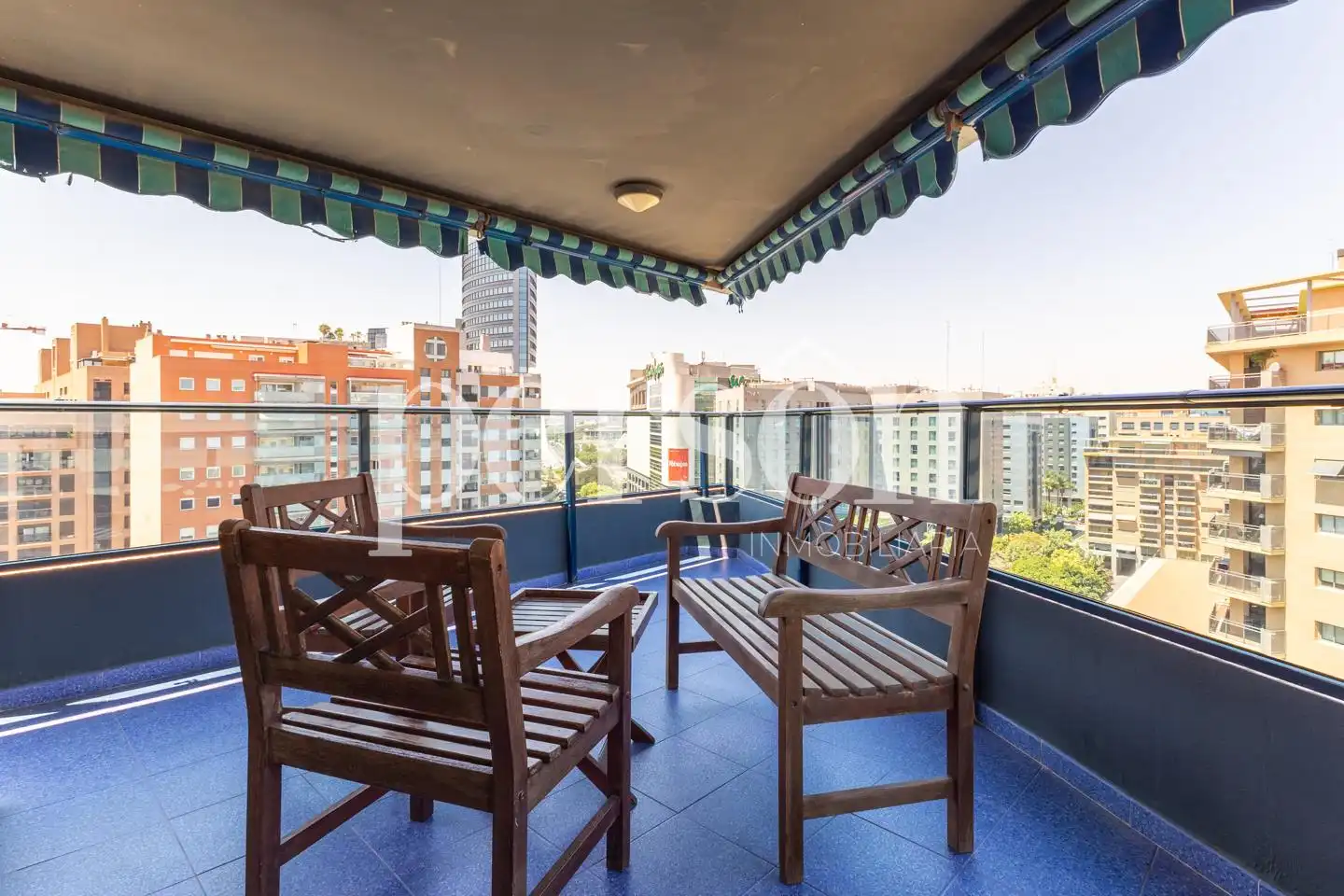 Terrace of Flat for rent in Valencia  with Air Conditioner, Heating and Private garden