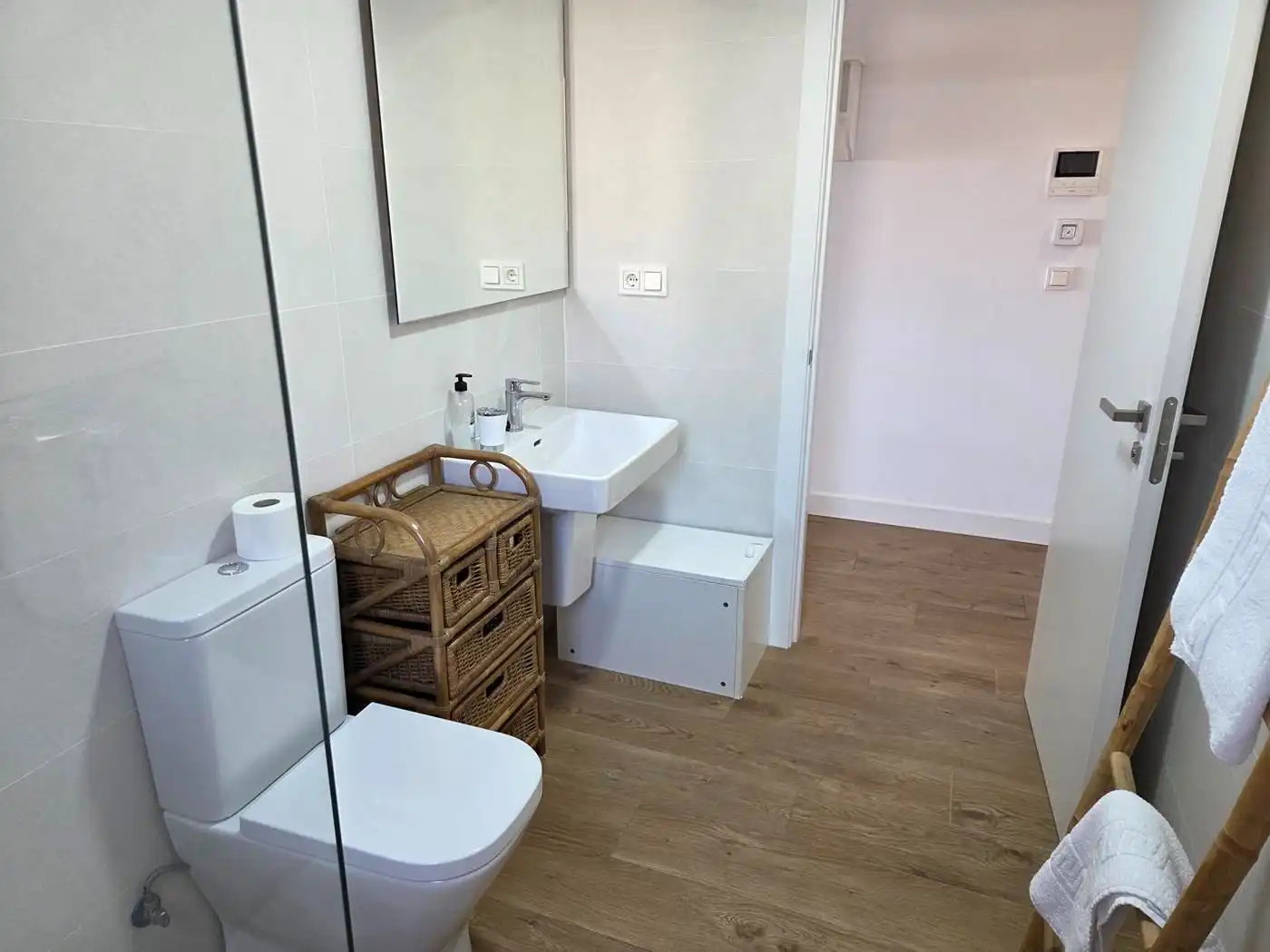Bany de Apartament de lloguer en Torrox amb Aire condicionat, Calefacció i Terrassa
