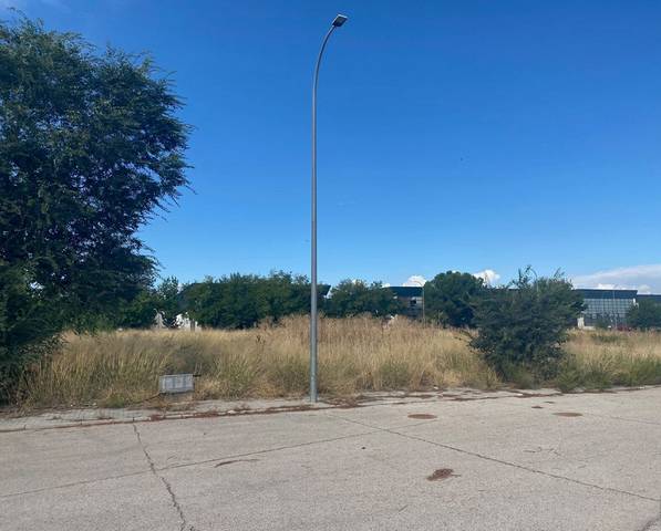 Terreno industrial en Venta en Los Olivos - Los Ángeles