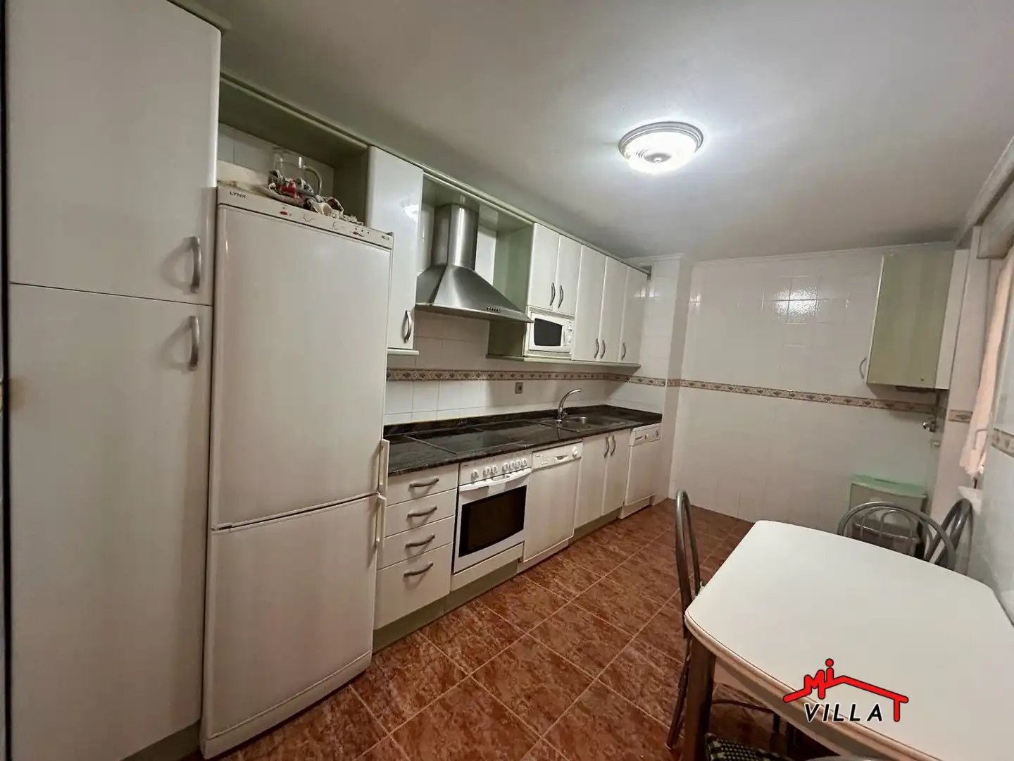 Kitchen of Flat for sale in Laredo  with Heating