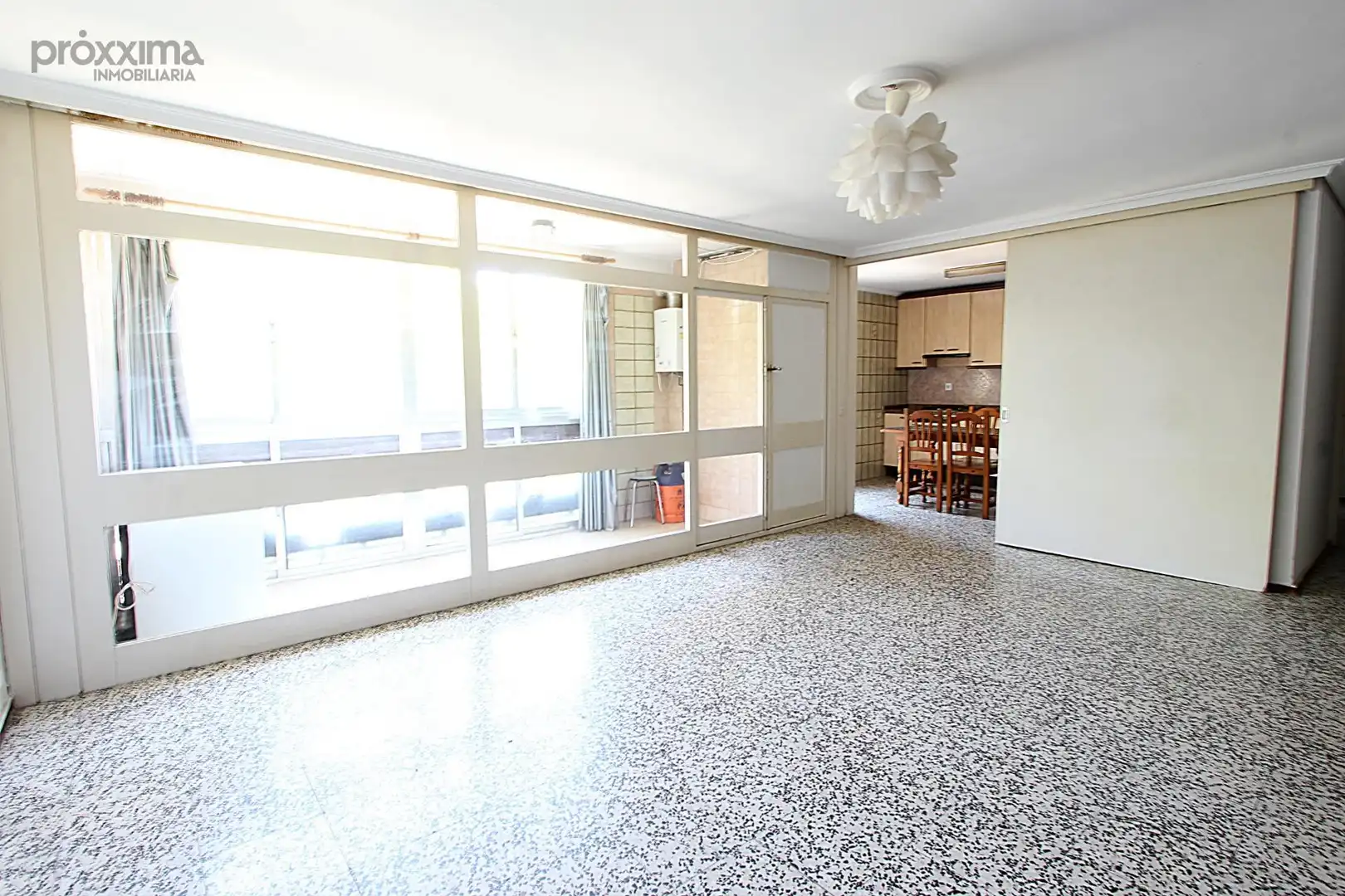 Flat with terrace for sale in Sur, imagen 3