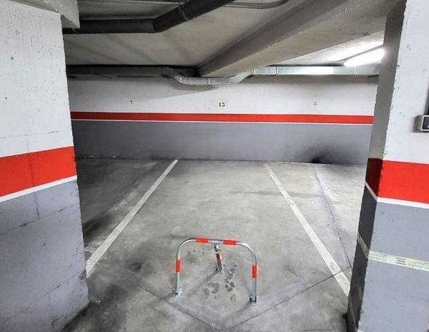 Garaje en Venta en Carlos Ruiz