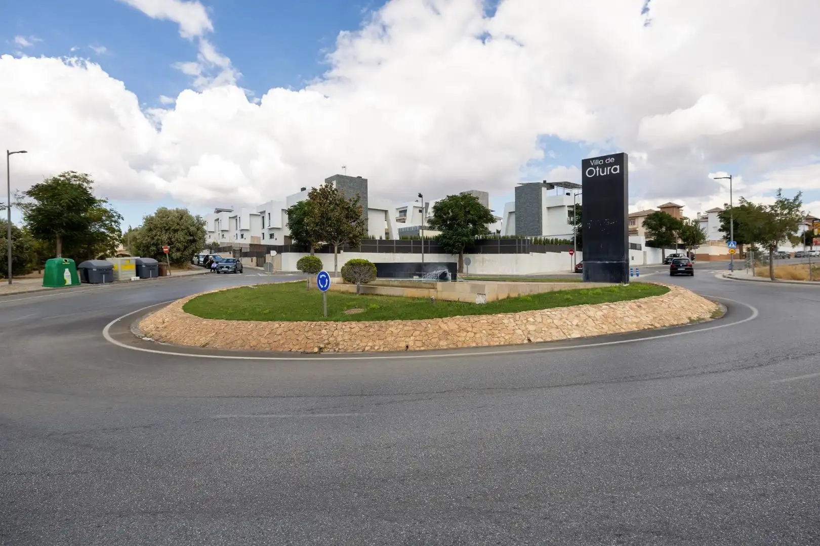 Vista exterior de Residencial en venta en Villa de Otura