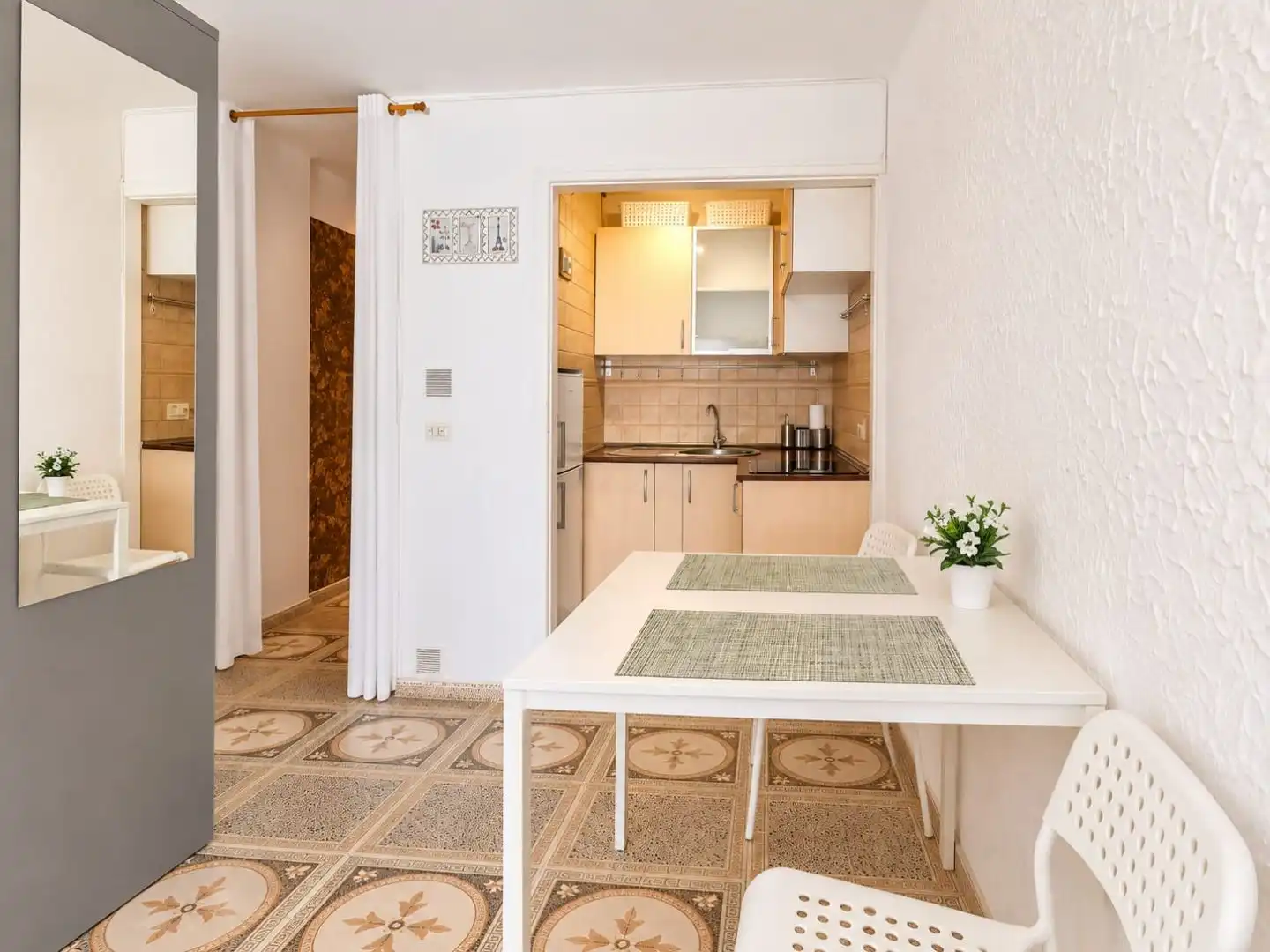 Küche von Wohnung zum Verkauf in Calvià mit Klimaanlage, Terrasse und Balkon
