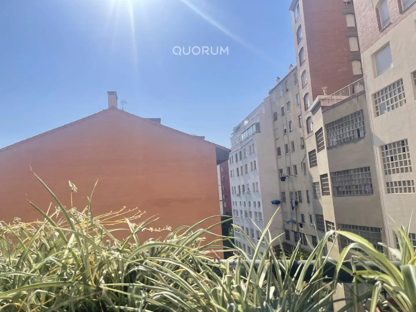 Vista exterior de Pis en venda en Bilbao  amb Terrassa, Traster i Balcó