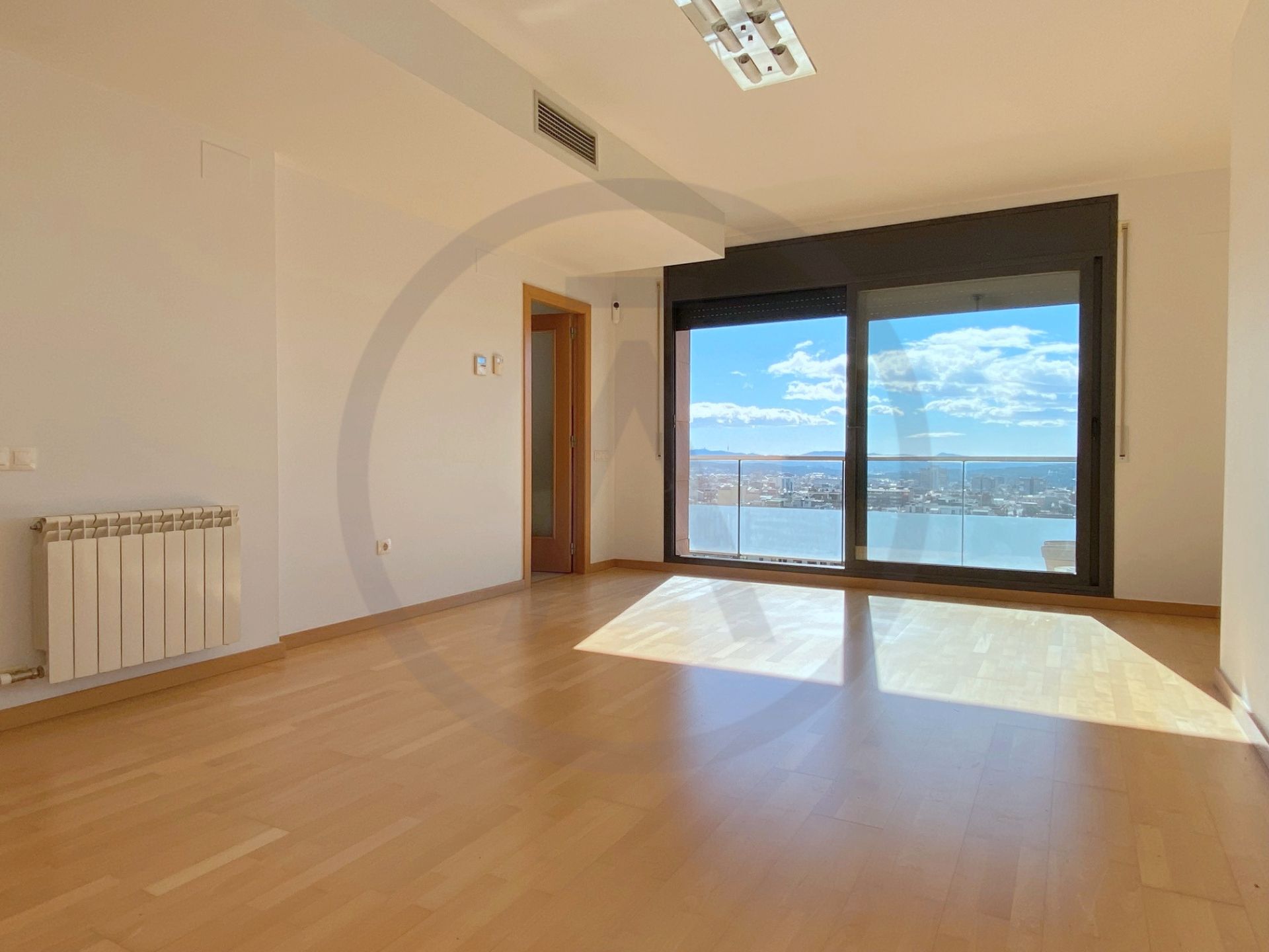 Living room of Flat for sale in Terrassa  with Air Conditioner, Heating and Parquet flooring