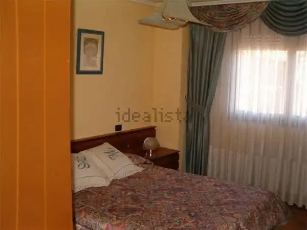 Bedroom of Duplexes for sale in  Logroño  with Storage room
