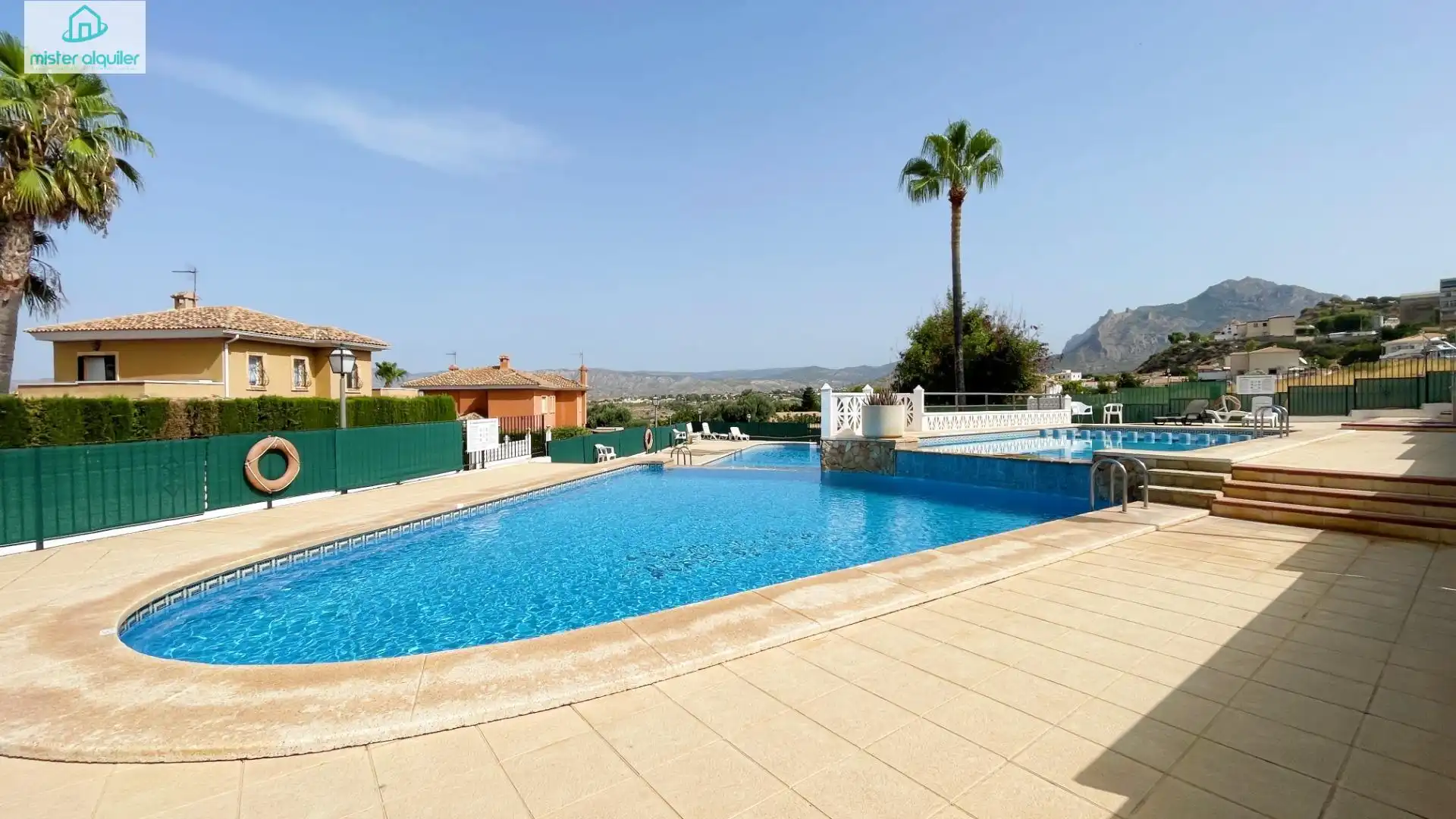 Piscina de Casa o xalet de lloguer en Busot amb Aire condicionat, Calefacció i Jardí privat