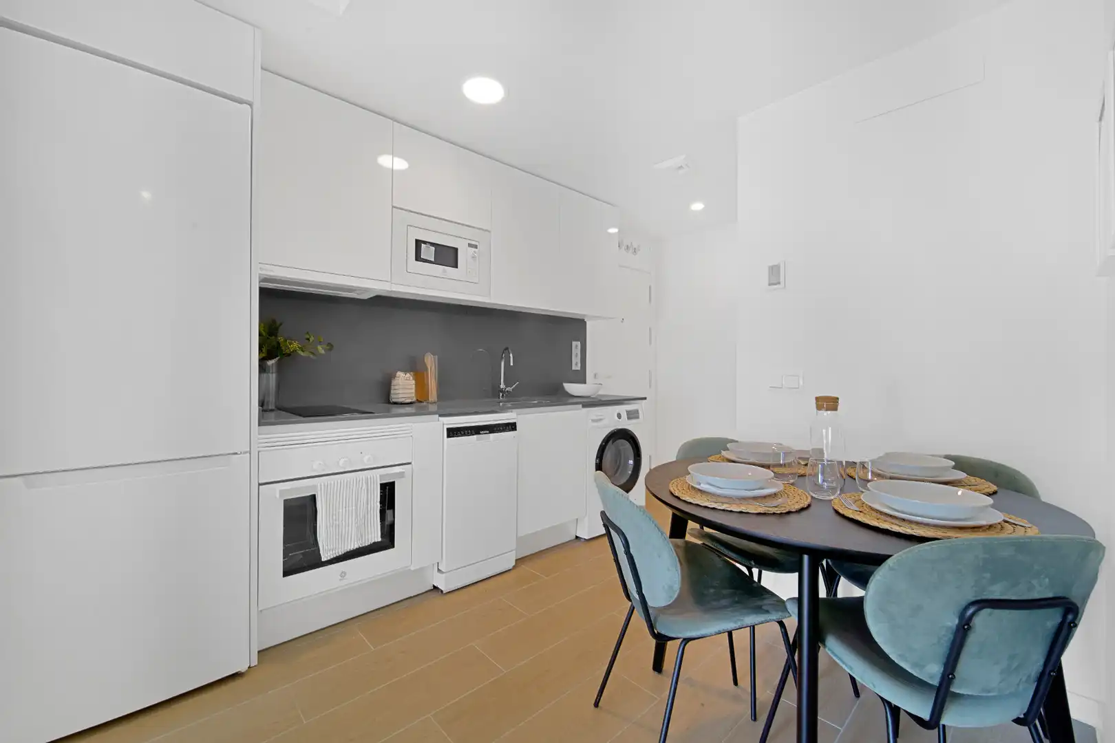 Cocina de Piso en venta en Madrid con Terraza y Piscina comunitaria