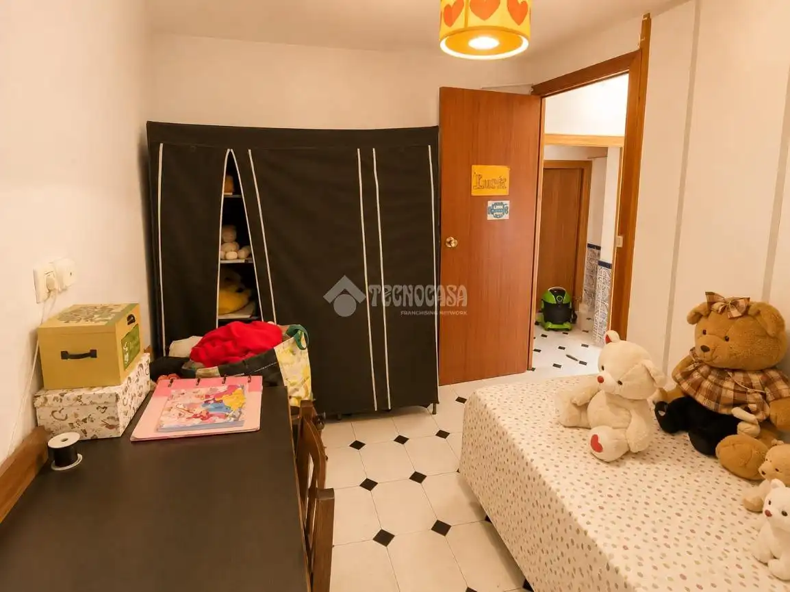 Casa aparellada en venda a Valdeverdeja, imagen 16