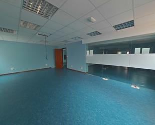 Office for sale in Lugo Capital  with Alarm