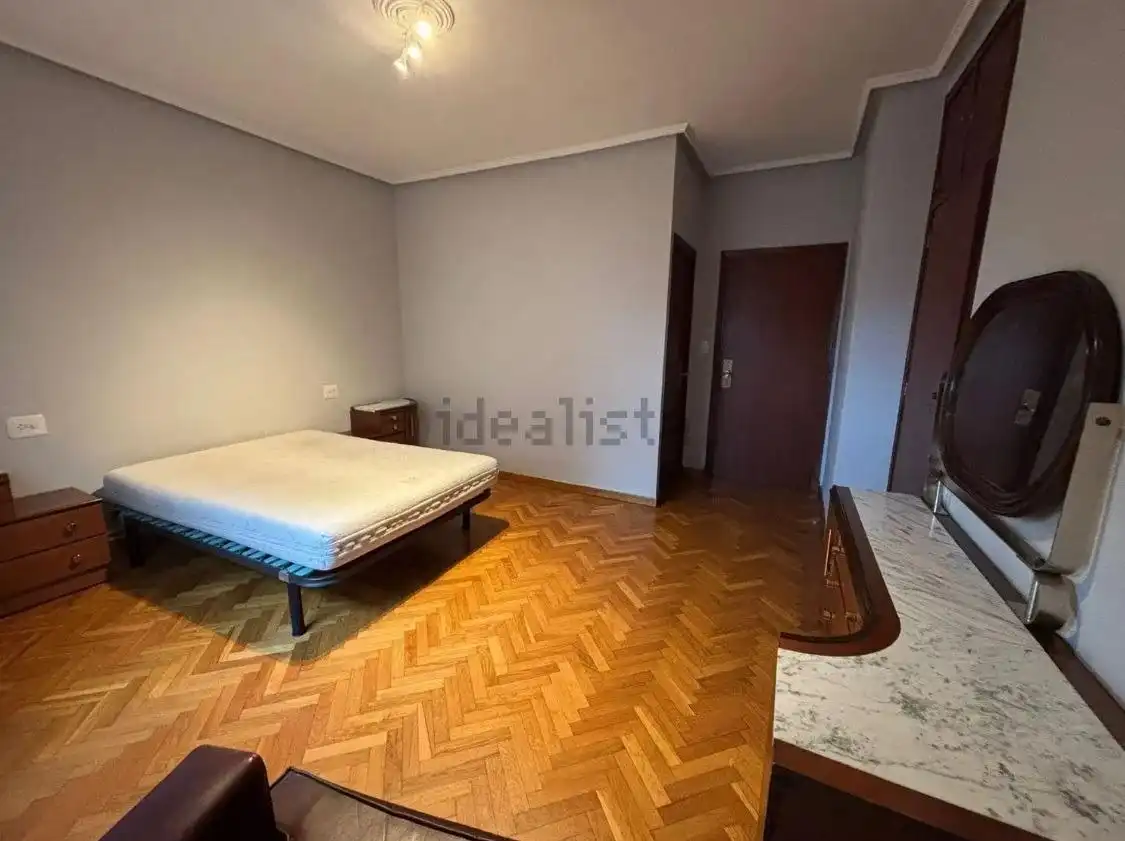 Schlafzimmer von Wohnung zum Verkauf in Ourense Capital  mit Heizung, Privatgarten und Parkett