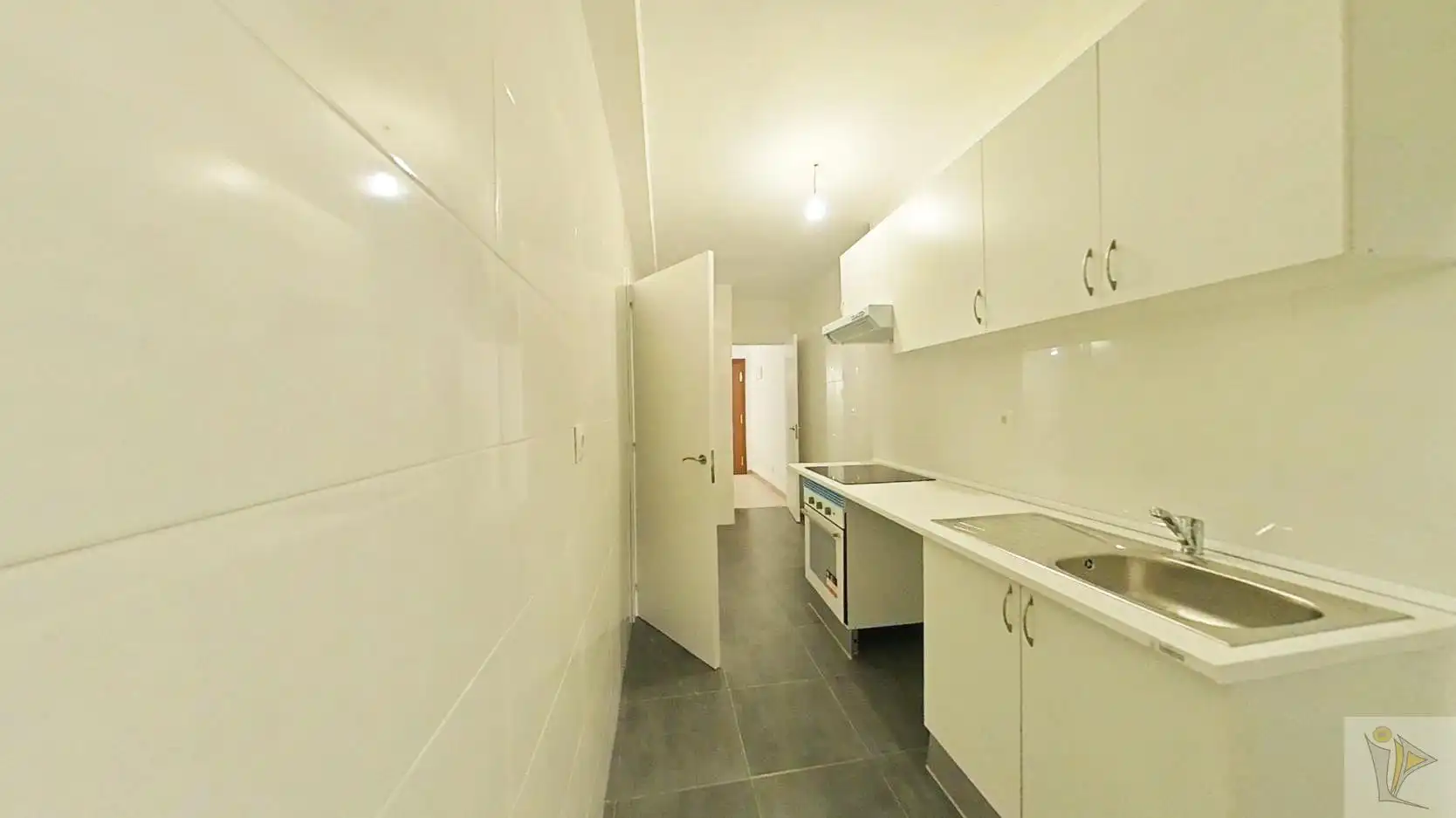 Flat for sale in CL BELZUNEGUI , Puerta Bonita
