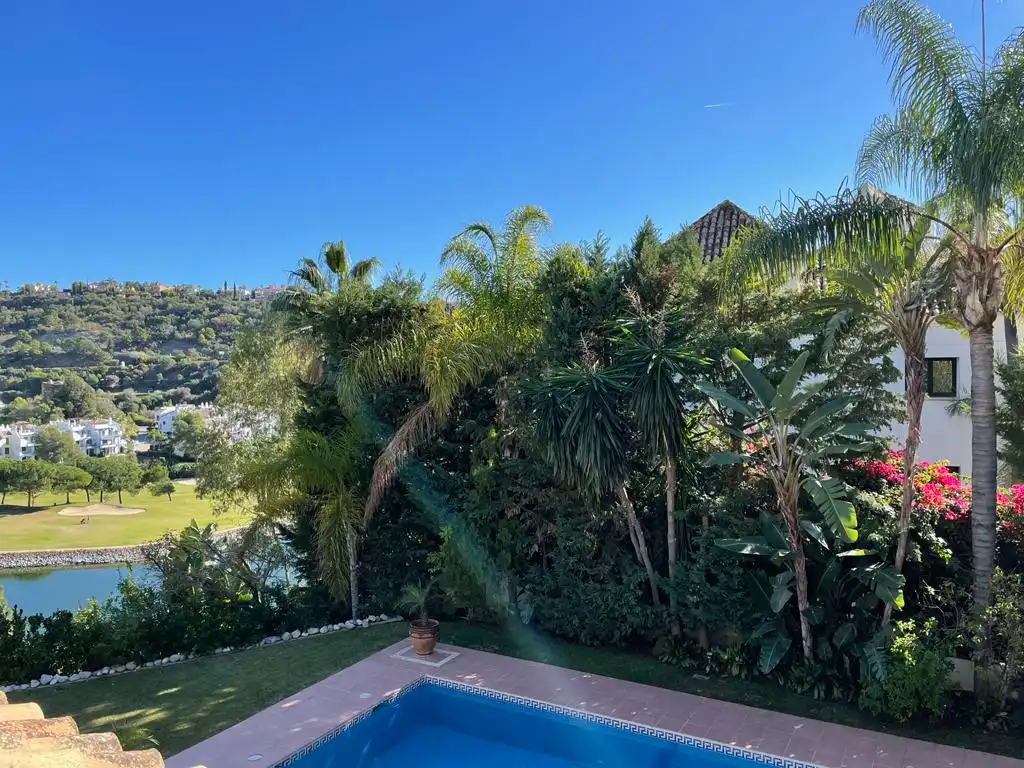 Jardí de Casa o xalet de lloguer en Benahavís amb Aire condicionat, Calefacció i Jardí privat