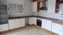 Cuina de Casa o xalet en venda en La Bisbal del Penedès amb Jardí privat, Terrassa i Balcó