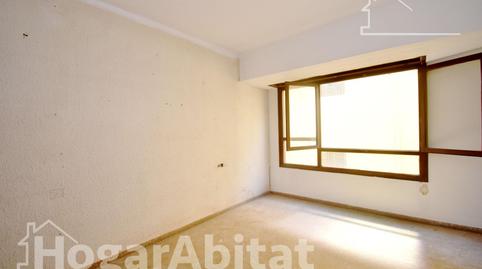 Foto 5 de Piso en venta en Calle Zumalacarregui, Centro, Vila-real