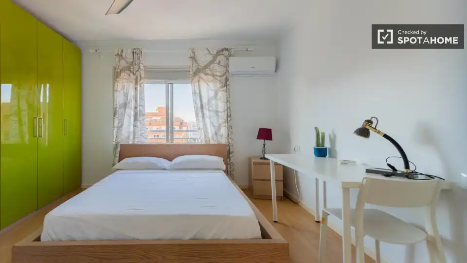 Piso con terraza en alquiler en Algirós, imagen 13