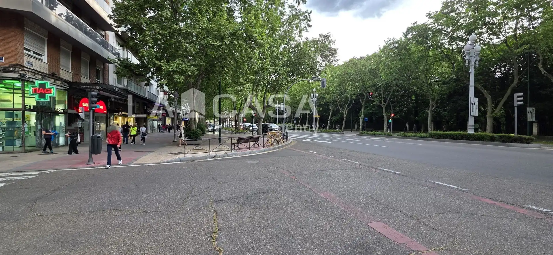 Vista exterior de Casa adosada en venda en Valladolid amb Calefacció, Terrassa i Traster