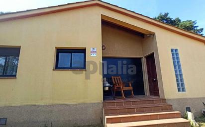 Exterior view of House or chalet for sale in Maçanet de la Selva