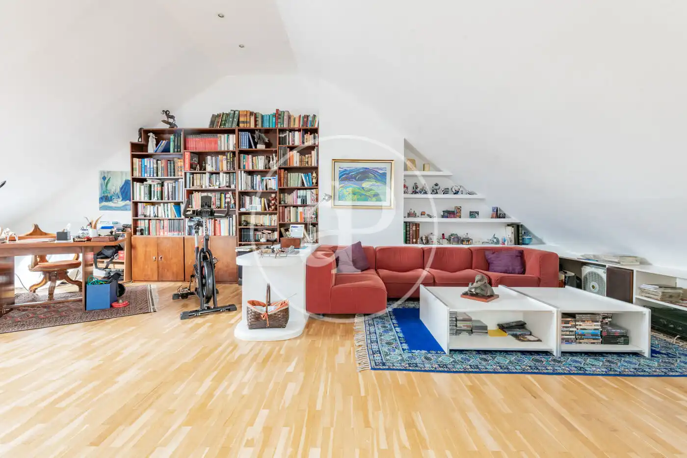 Living room of Detached homes for sale in Madrid  with Air Conditioner, Heating and Private garden