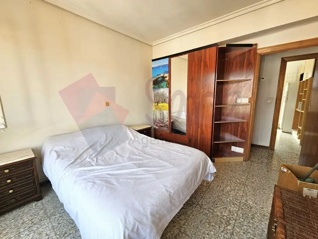 Habitación de Piso en venta en  Logroño con Calefacción