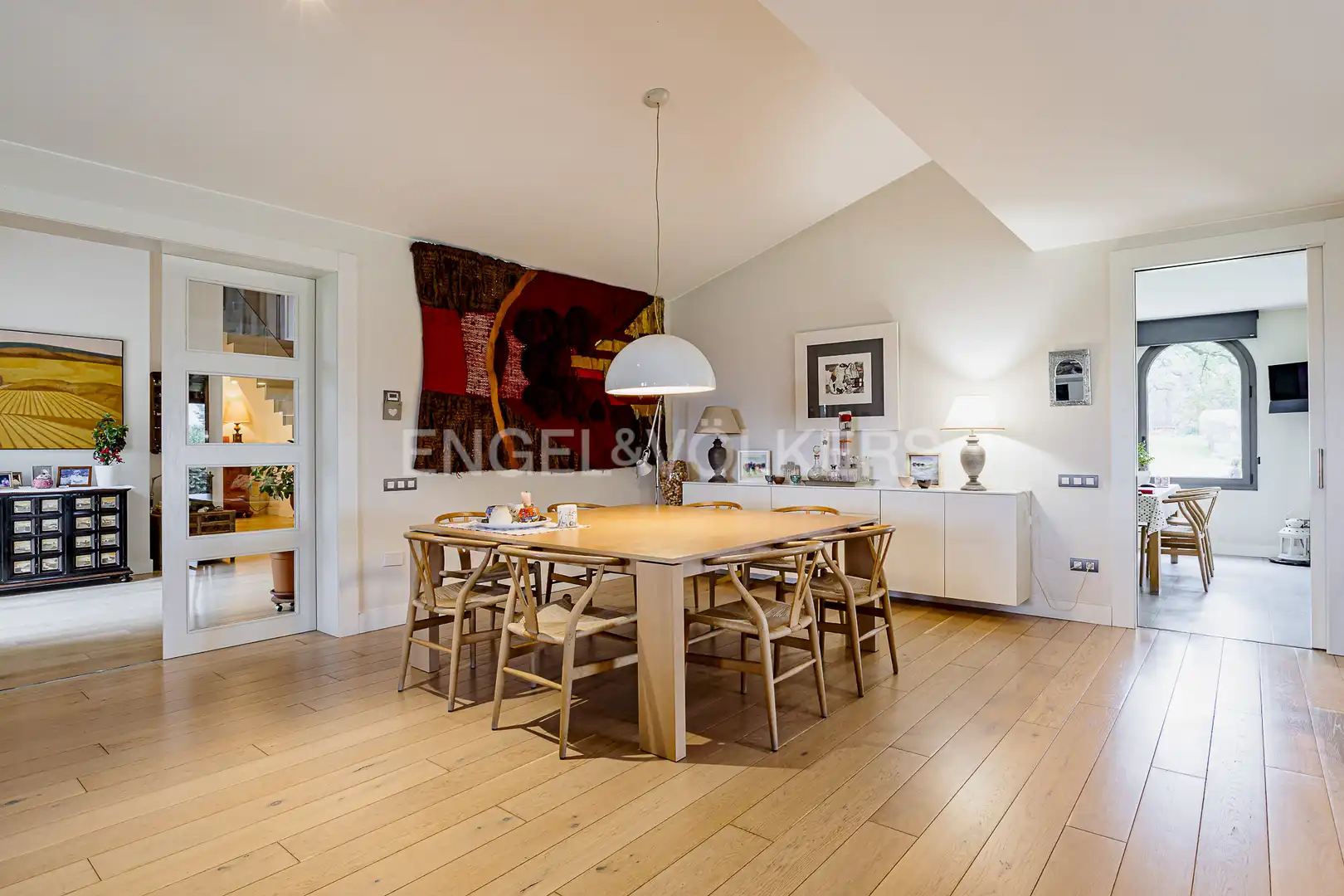 Esszimmer von Country house zum Verkauf in Torelló mit Klimaanlage, Heizung und Privatgarten