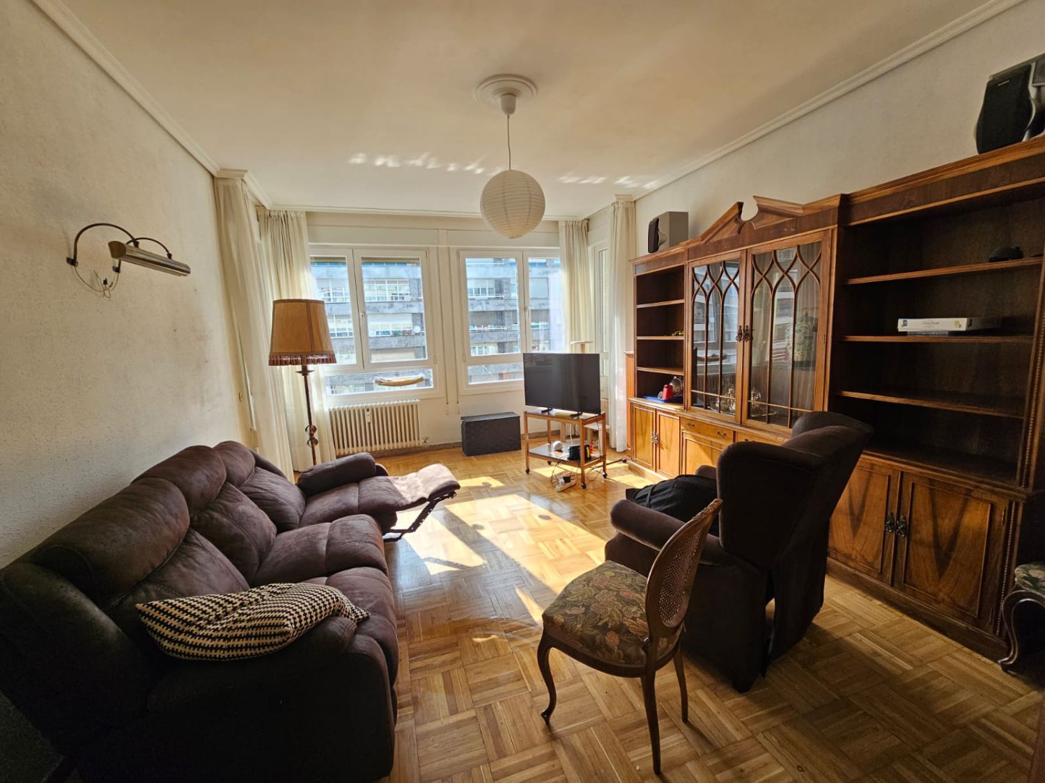 Sala d'estar de Pis en venda en Vitoria - Gasteiz amb Calefacció, Parquet i Traster