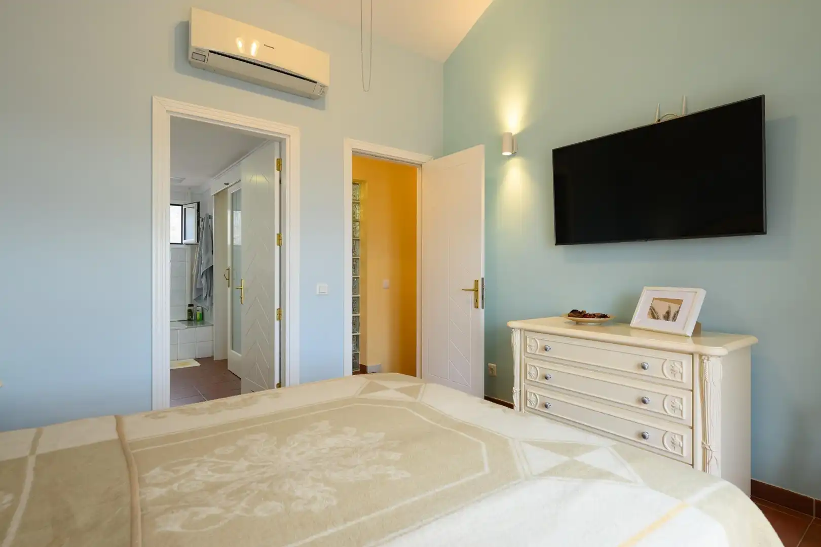 Schlafzimmer von Einfamilien-Reihenhaus zur Miete in San Bartolomé de Tirajana mit Klimaanlage, Privatgarten und Terrasse