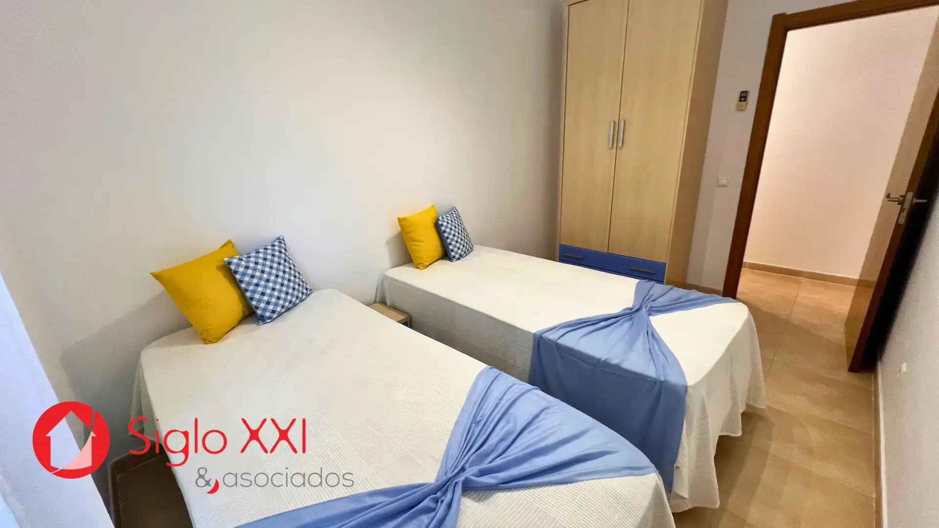 Habitación de Piso en venta en Oropesa del Mar / Orpesa con Terraza, Piscina y Balcón