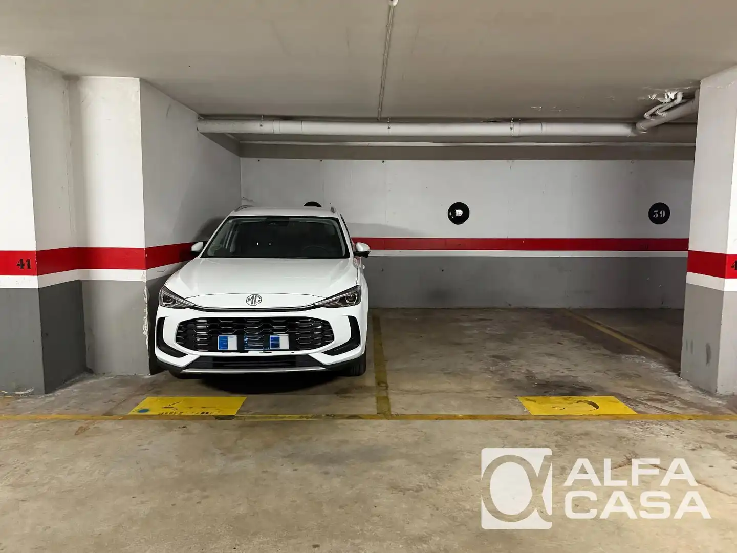 Parkplatz von Wohnung zum Verkauf in Lloret de Mar mit Klimaanlage, Heizung und Terrasse