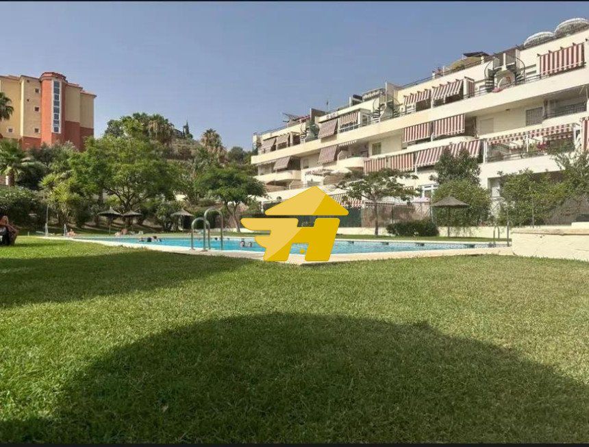 Piscina de Àtic de lloguer en Rincón de la Victoria amb Aire condicionat, Calefacció i Terrassa