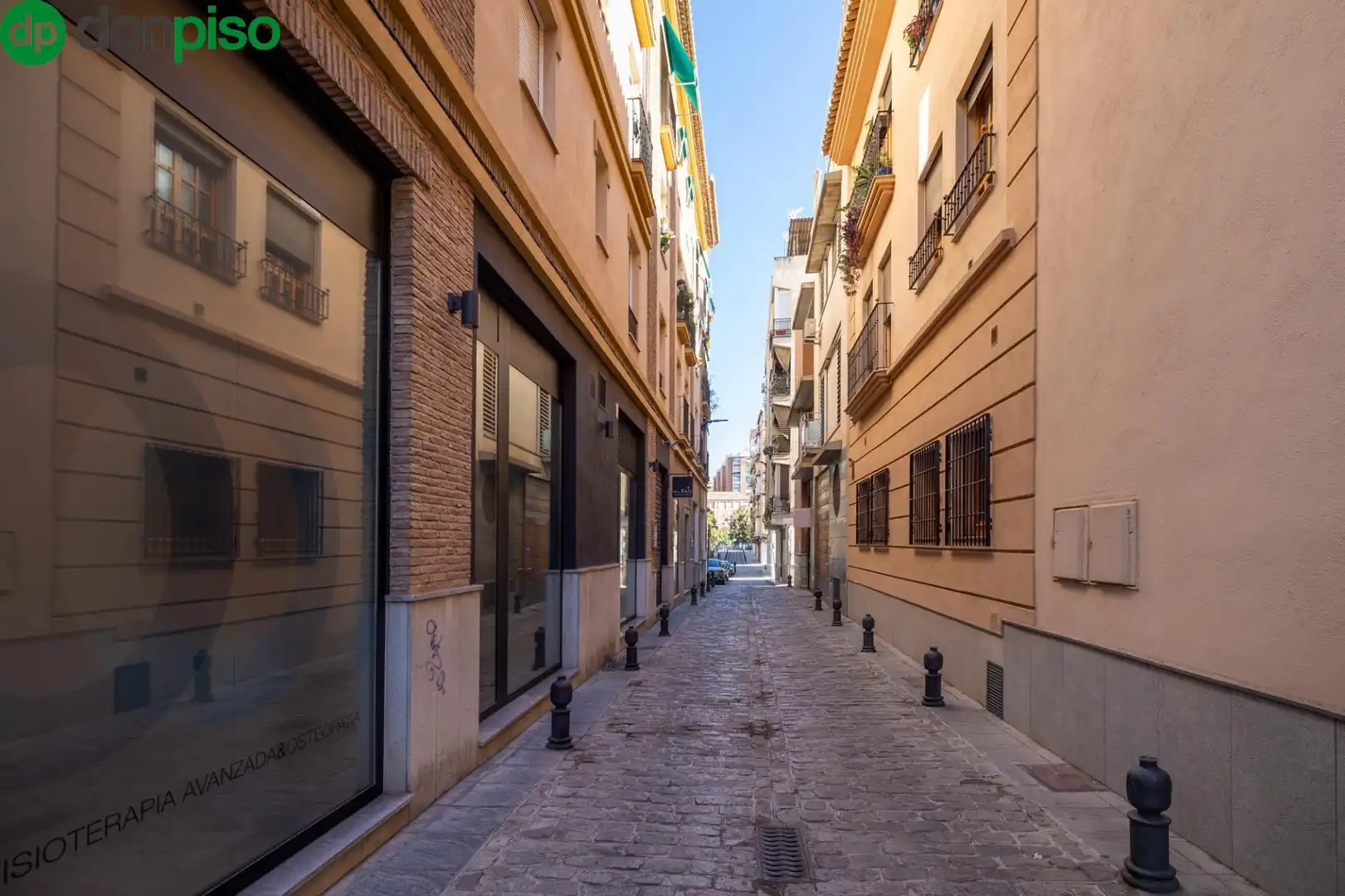 Exterior view of Houses for sale in Granada  with Air Conditioner, Heating and Terrace