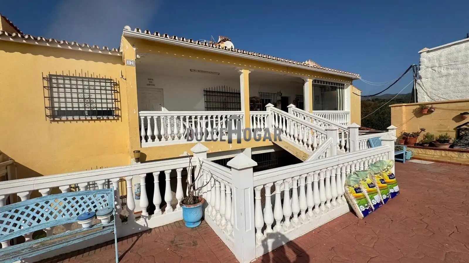 Vista exterior de Casa o chalet en venta en Rincón de la Victoria con Aire acondicionado, Jardín privado y Terraza