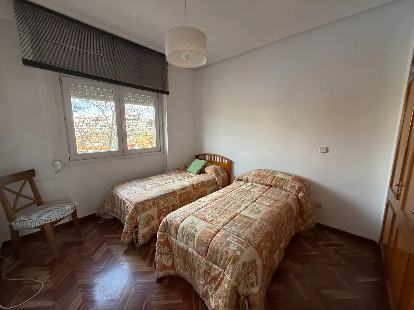 Schlafzimmer von Wohnung zum Verkauf in Alcorcón mit Heizung, Privatgarten und Möbliert