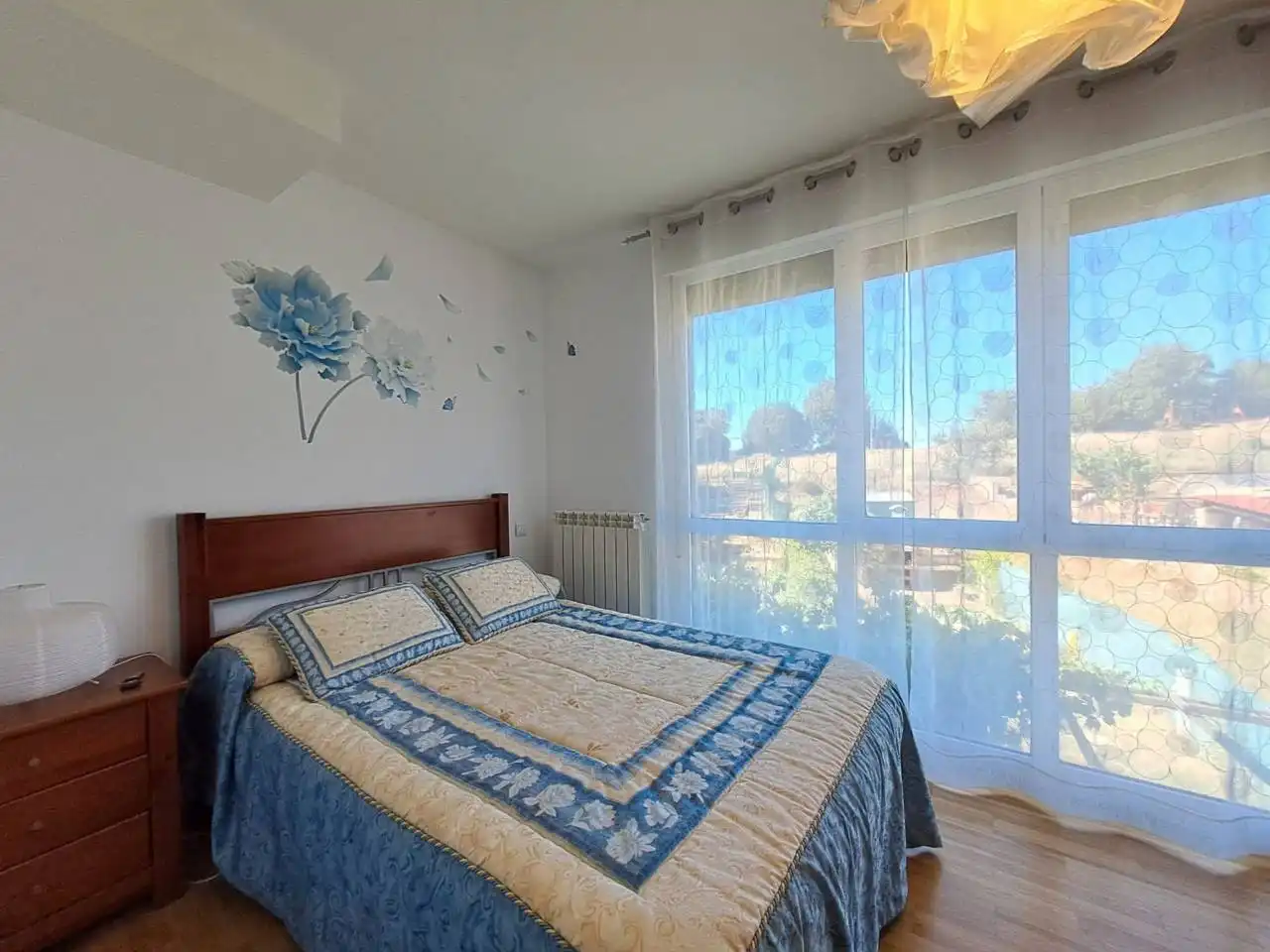 Habitación de Casa o chalet en venta en Valdorros con Calefacción, Jardín privado y Parquet
